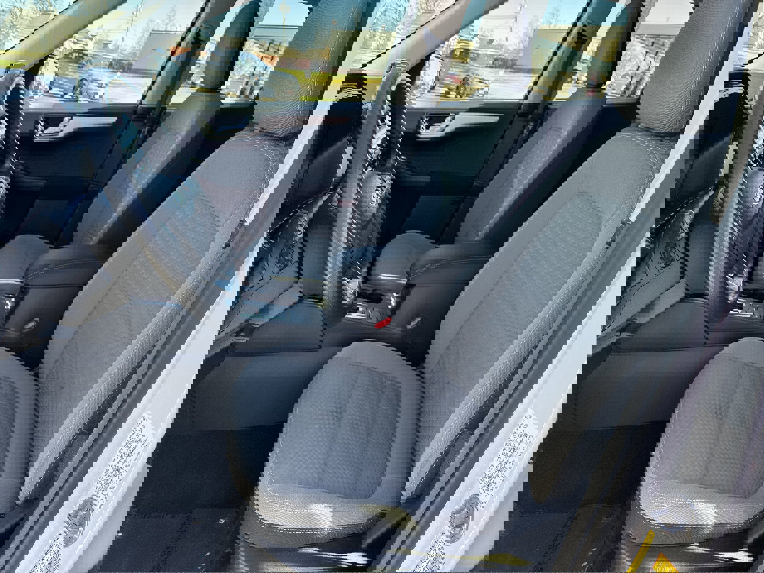 Used 2020 Ford Escape SE image 3