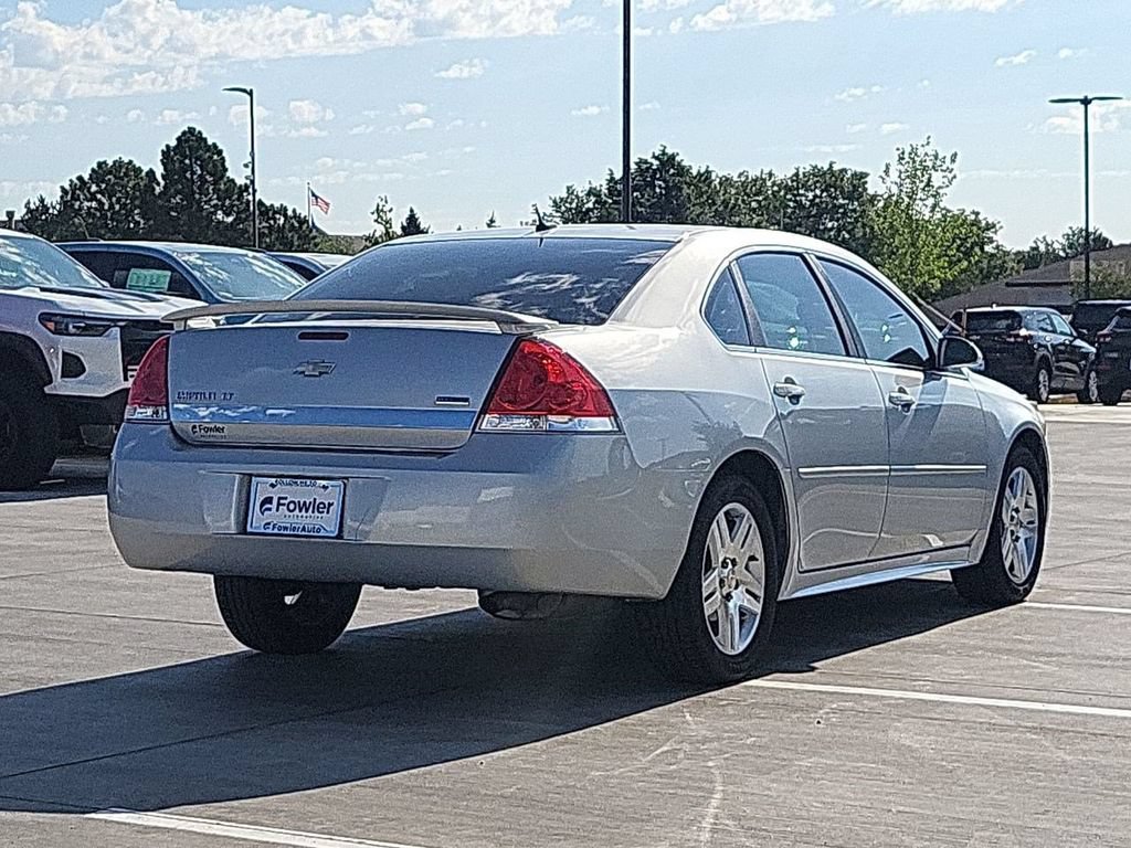 Used 2011 Chevrolet Impala LT w/ Luxury Edition Package FWD image 8