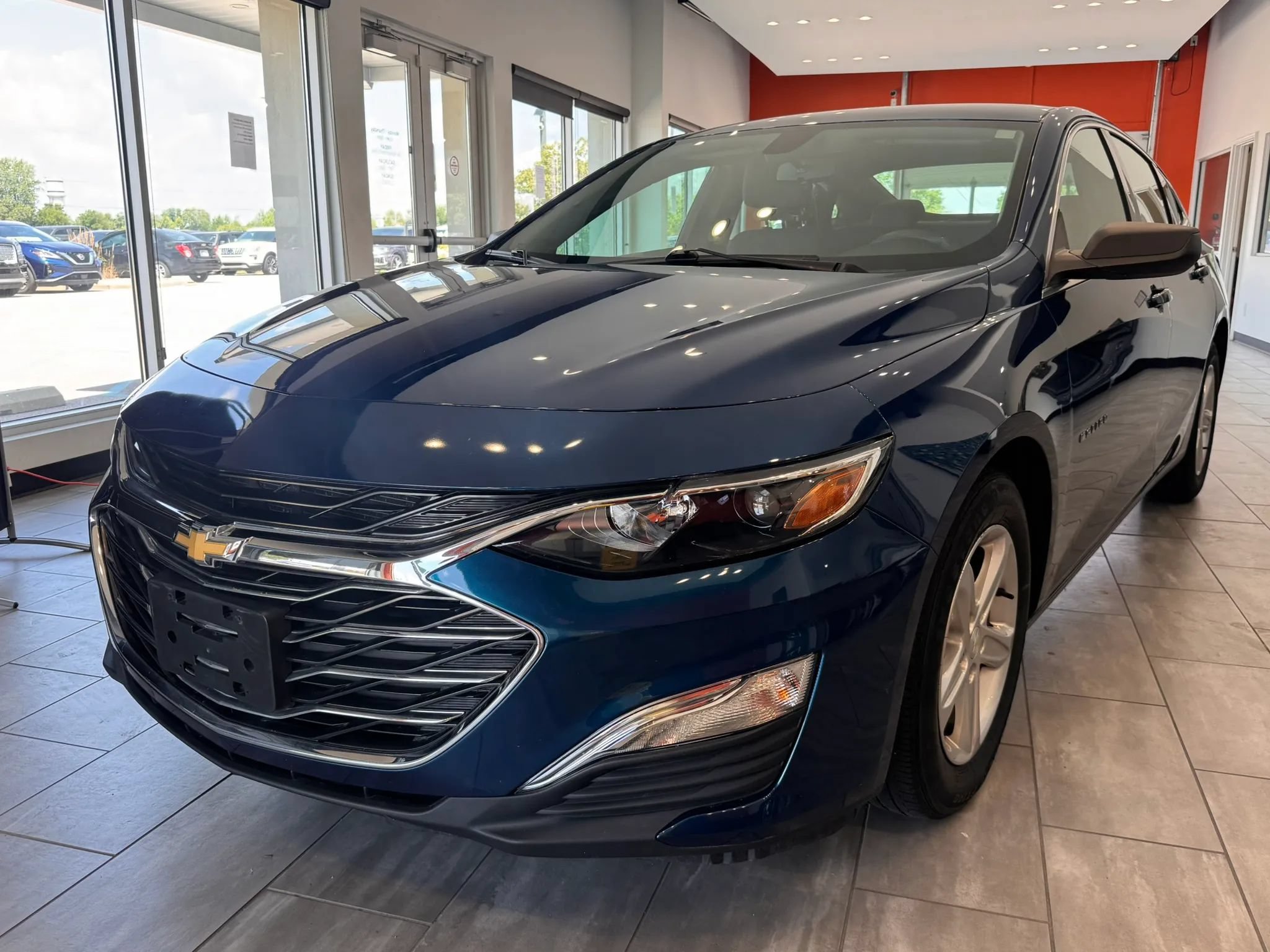 Used 2019 Chevrolet Malibu LS w/ LPO, Convenience Package 2 FWD image 8