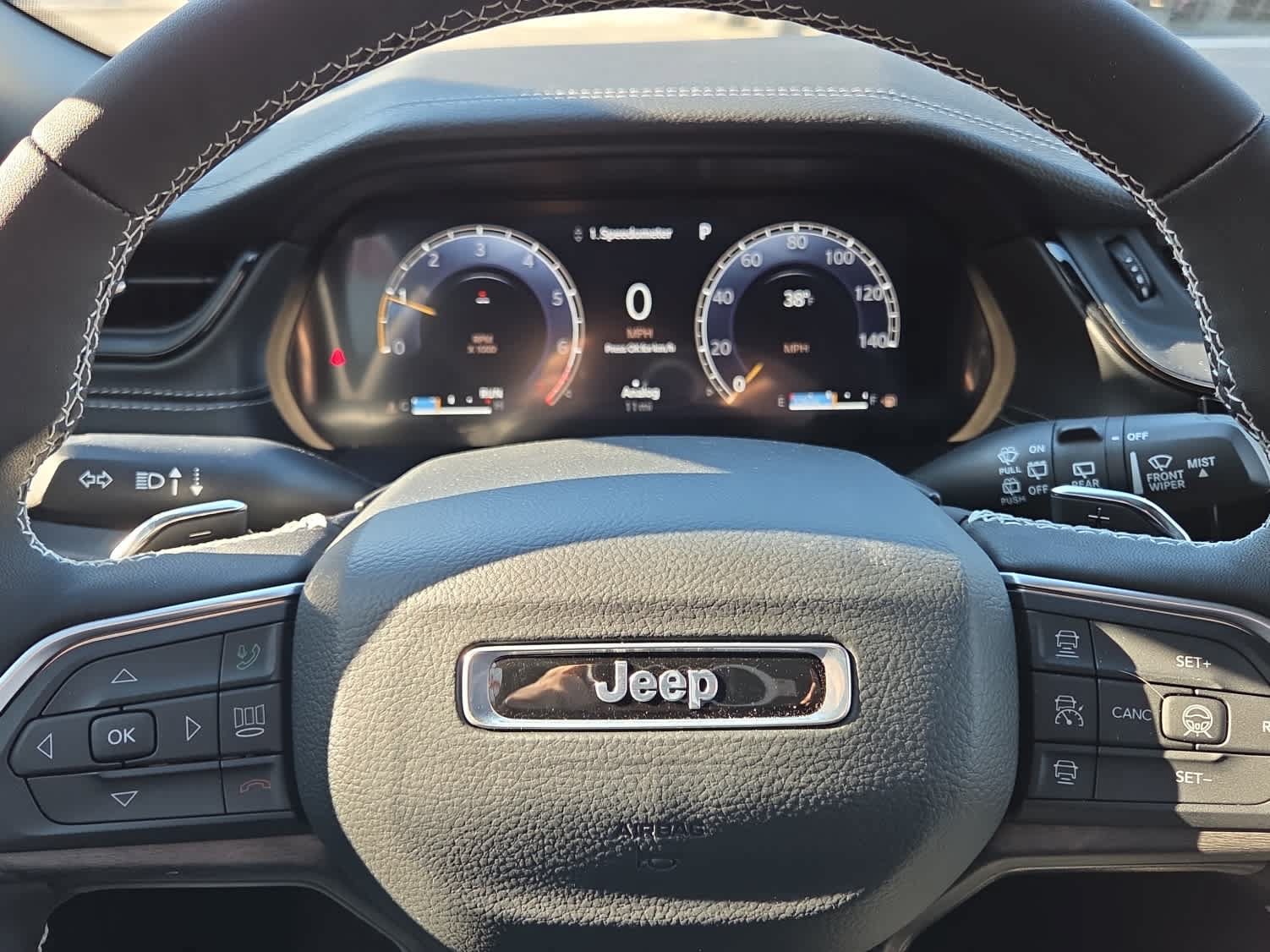 New 2026 Jeep Grand Cherokee Altitude AWD/4WD image 18