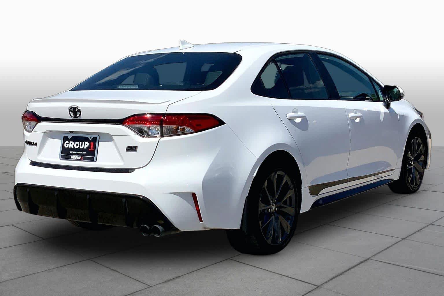 Used 2026 Toyota Corolla SE FWD image 13