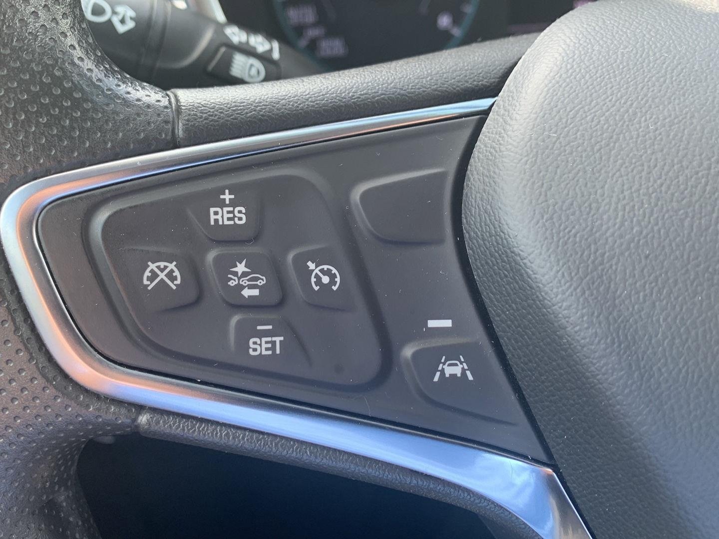 Certified 2024 Chevrolet Equinox LS FWD image 11