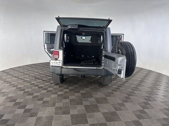 Used 2014 Jeep Wrangler Unlimited Sport w/ Trailer Tow Group image 17