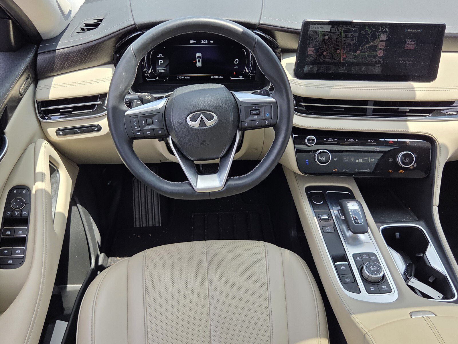 Used 2023 INFINITI QX60 Sensory w/ Vision Package AWD/4WD image 13