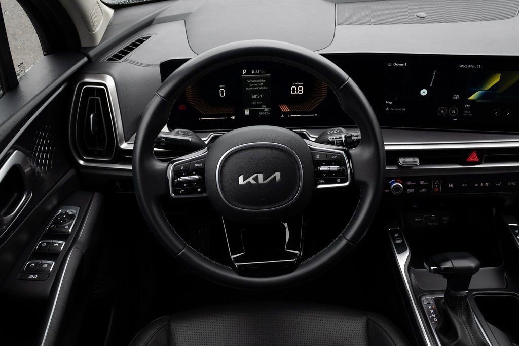 Used 2024 Kia Sorento S FWD image 10