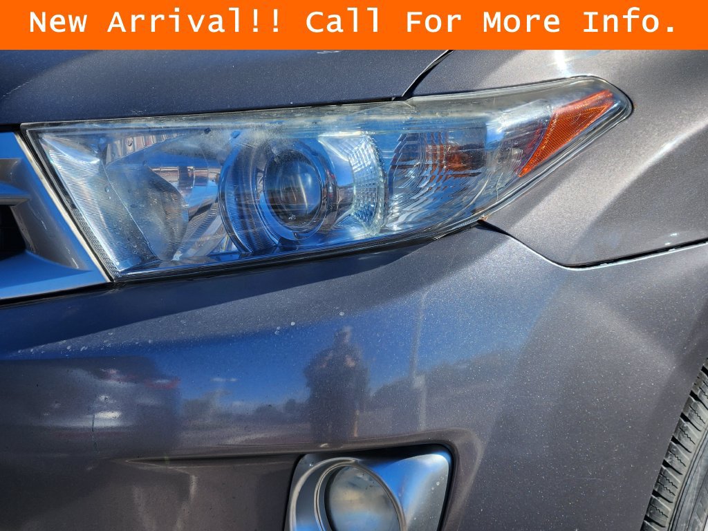 Used 2013 Toyota Highlander Limited AWD/4WD image 8