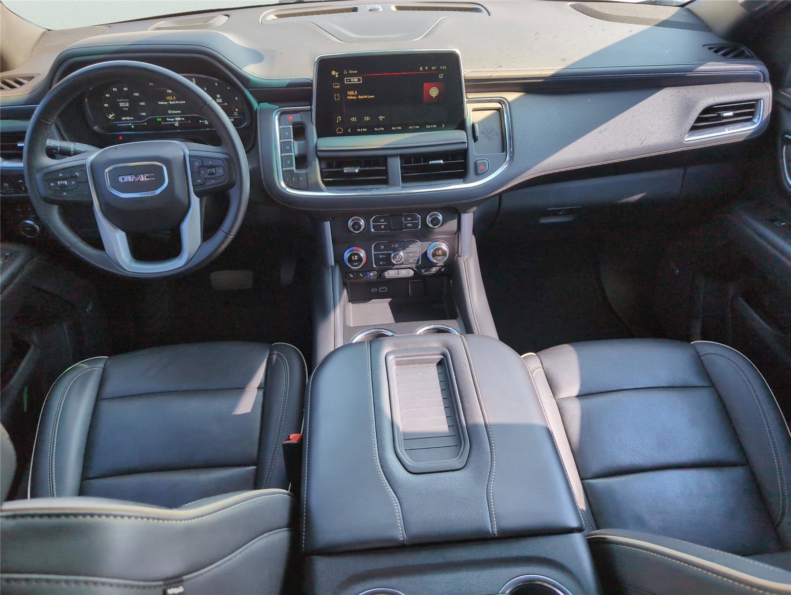 Used 2024 GMC Yukon XL SLT image 23