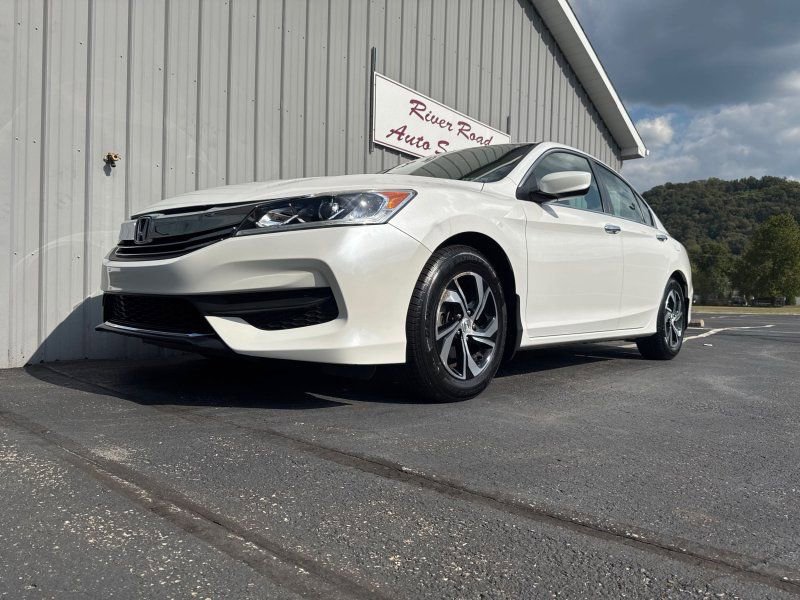 Used 2016 Honda Accord LX image 16