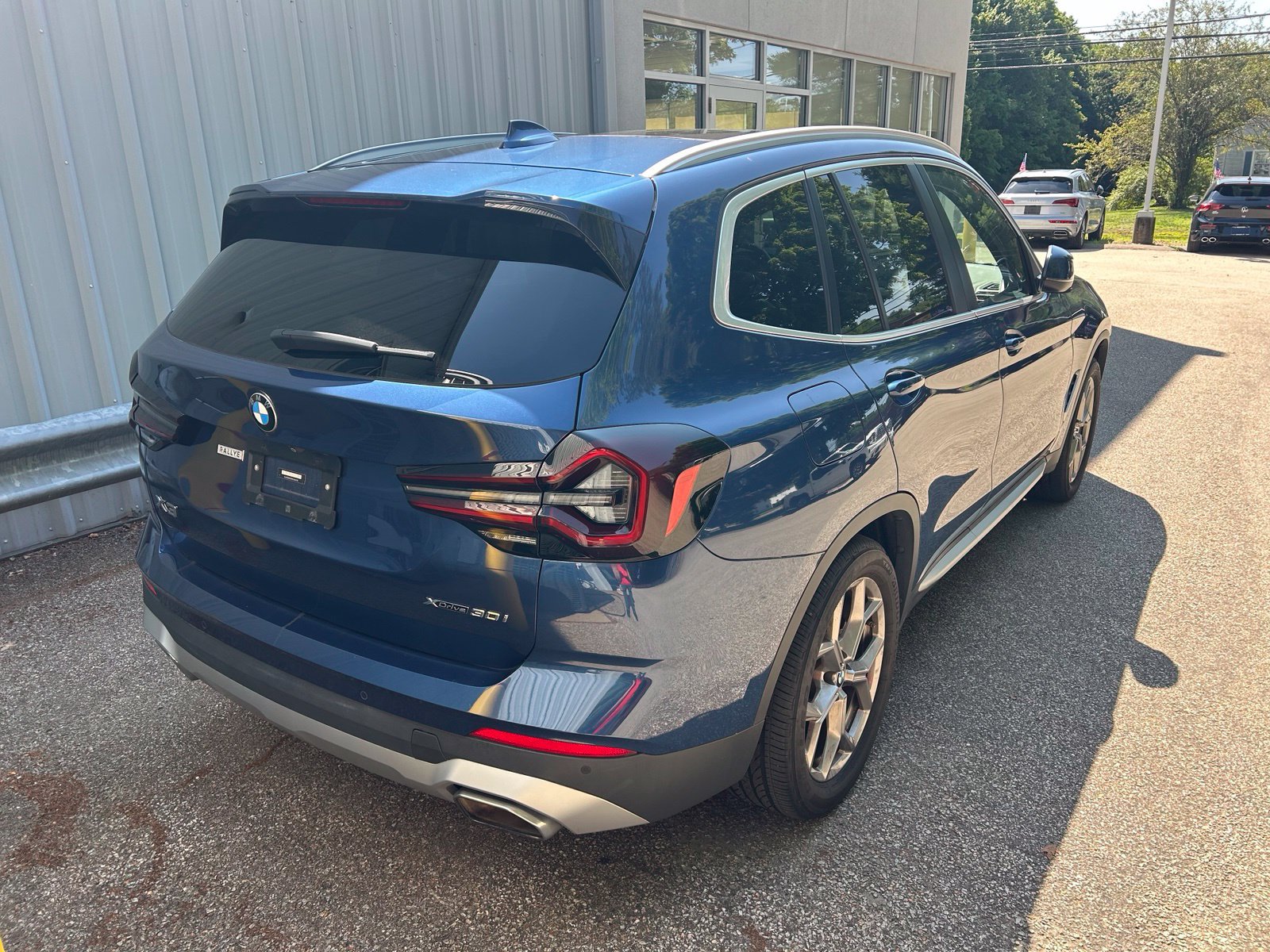 Used 2022 BMW X3 xDrive30i w/ Convenience Package AWD/4WD image 5