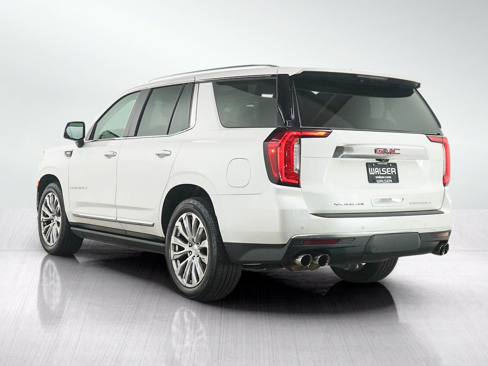 Used 2021 GMC Yukon Denali w/ Denali Ultimate Package AWD/4WD image 4