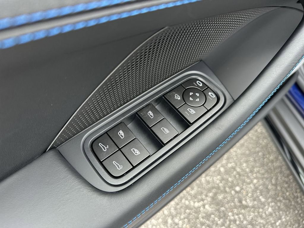 New 2026 Porsche Panamera GTS image 9