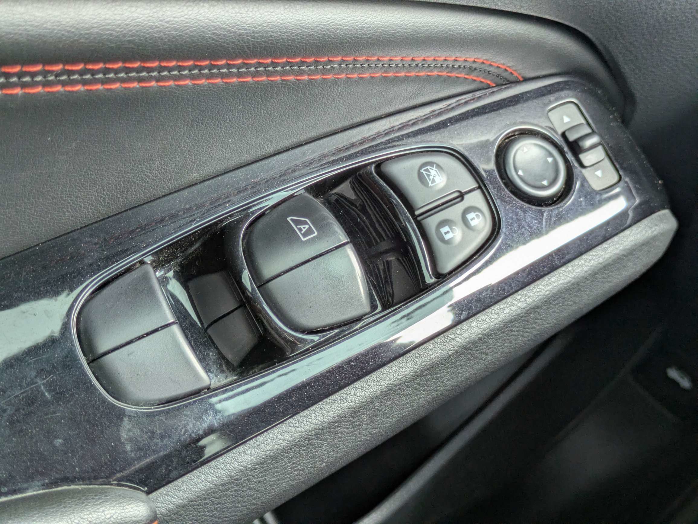 Used 2023 Nissan Altima 2.5 SR FWD image 13