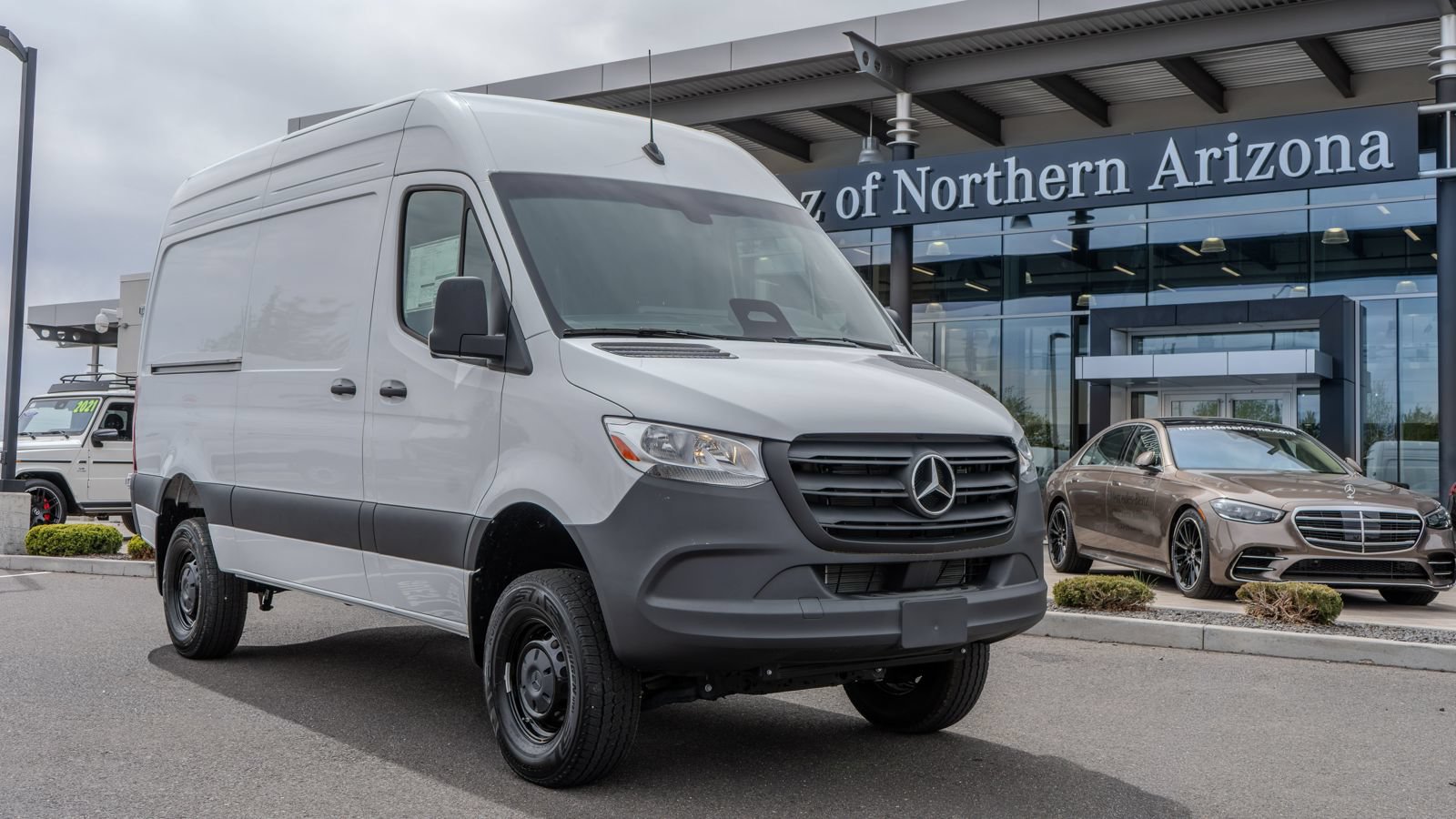 Used 2025 Mercedes-Benz Sprinter 2500 video 1