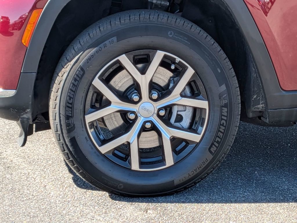 New 2025 Jeep Grand Cherokee L Limited image 11