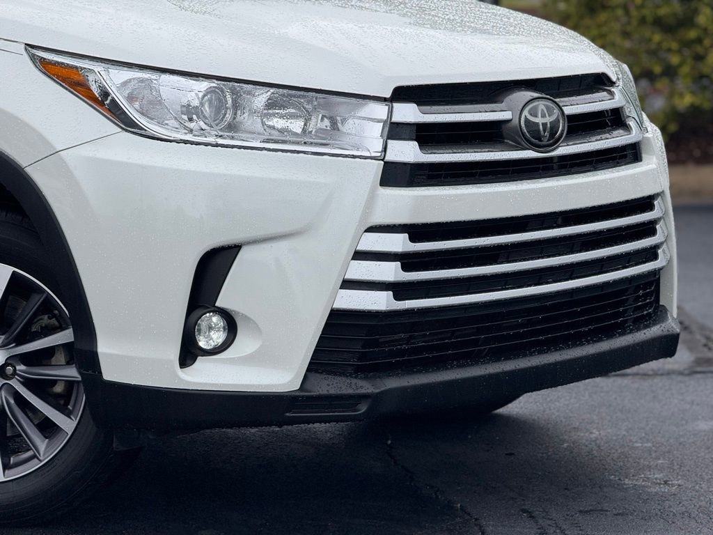 Used 2018 Toyota Highlander XLE image 6