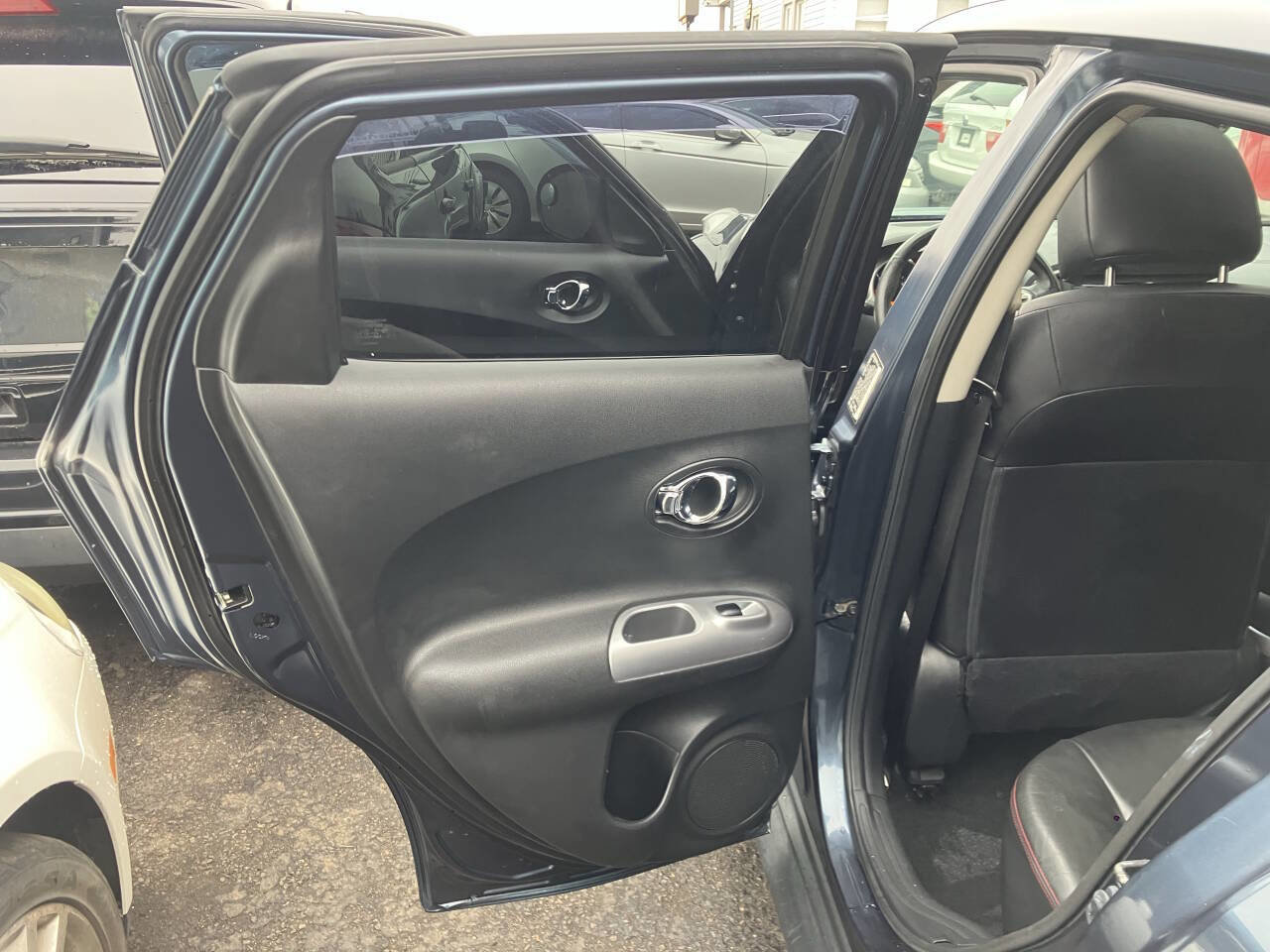 Used 2011 Nissan Juke SL image 19