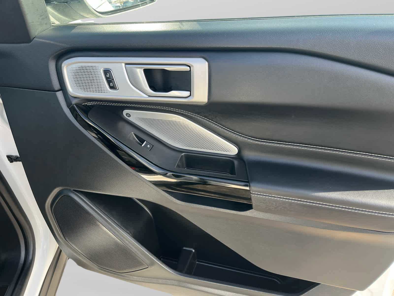 Used 2023 Ford Explorer ST w/ Equipment Group 401A image 15