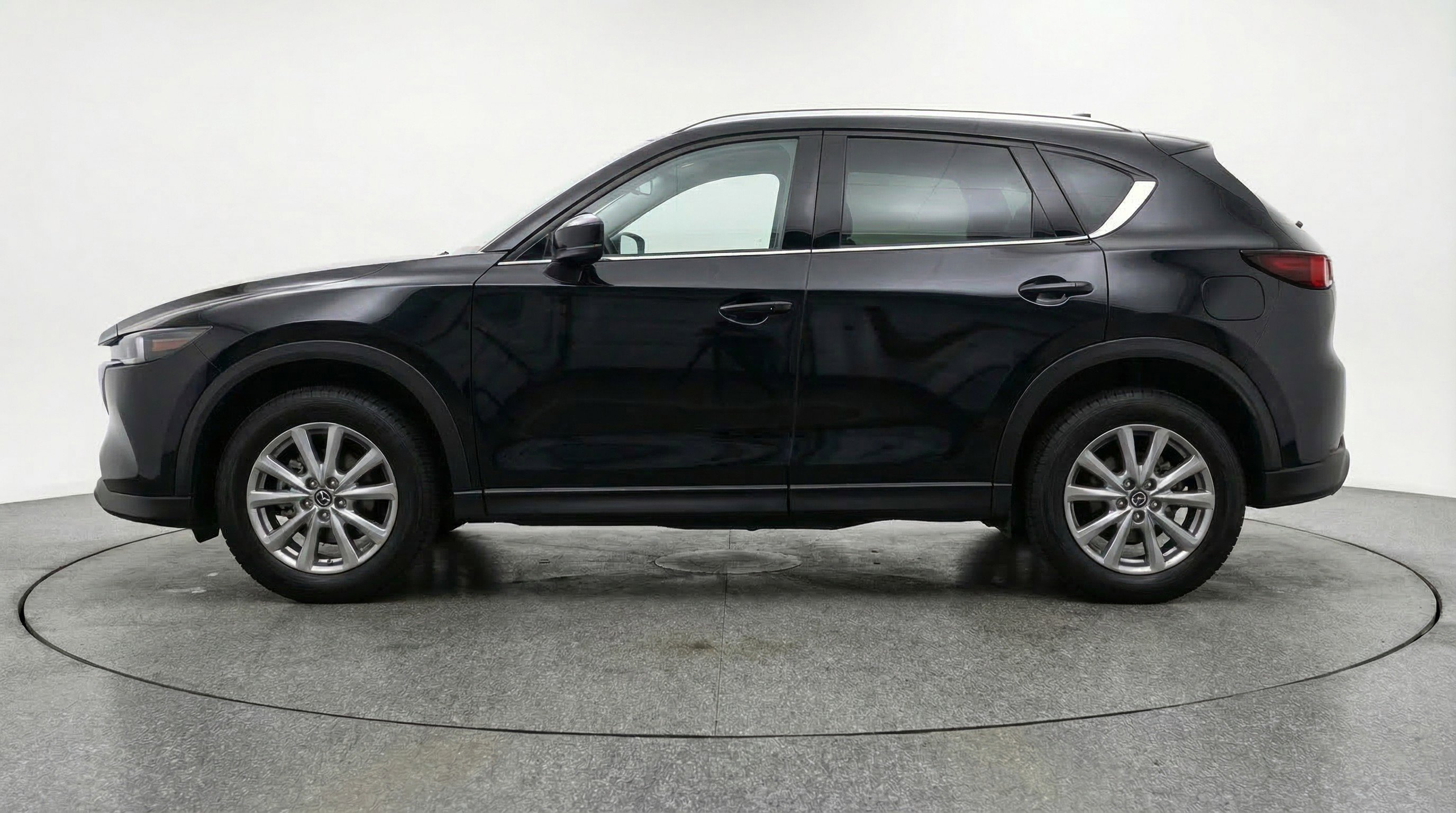 Used 2024 MAZDA CX-5 AWD 2.5 S w/ Select Package image 5