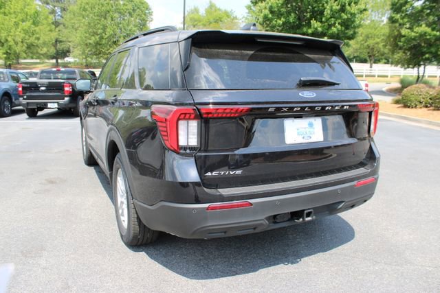 New 2026 Ford Explorer Active RWD image 17