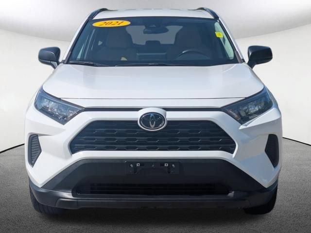 Used 2021 Toyota RAV4 LE AWD/4WD image 13