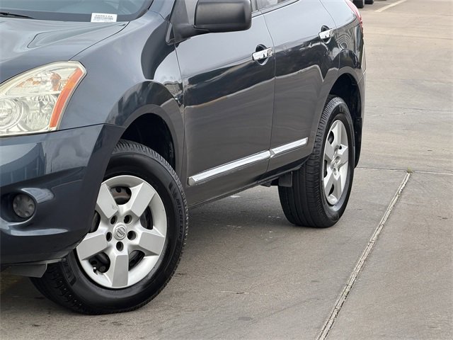 Used 2013 Nissan Rogue S image 3