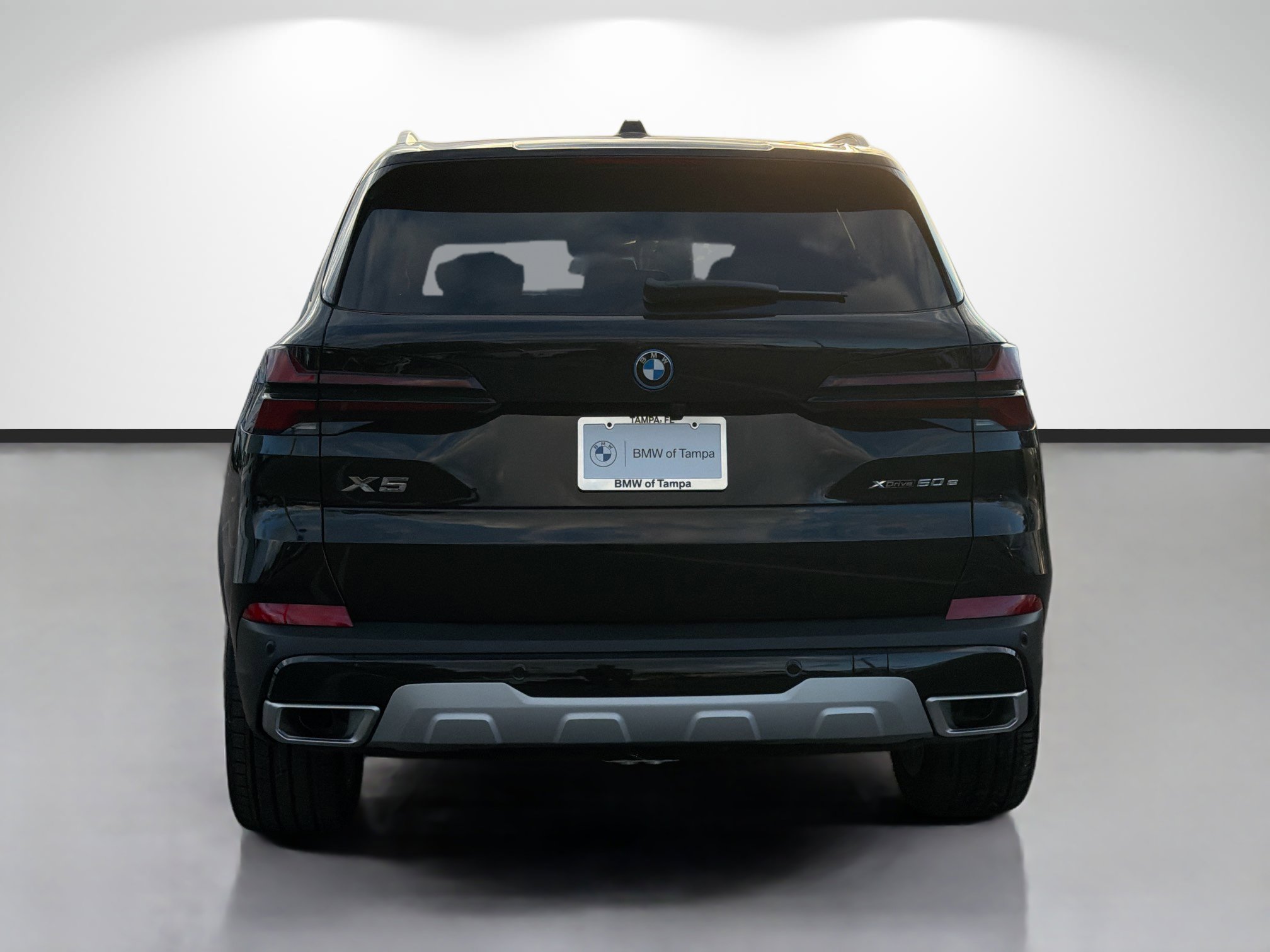 New 2026 BMW X5 xDrive50e w/ Executive Package image 4