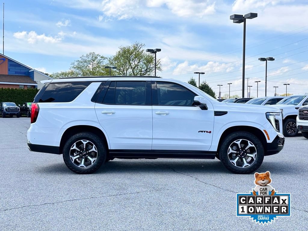 Certified 2025 GMC Yukon AT4 w/ AT4 Premium Package AWD/4WD image 3
