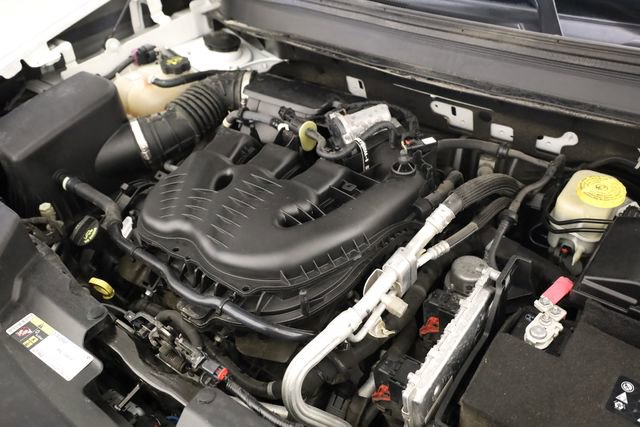 Used 2016 Jeep Cherokee Trailhawk w/ Comfort/Convenience Group image 11