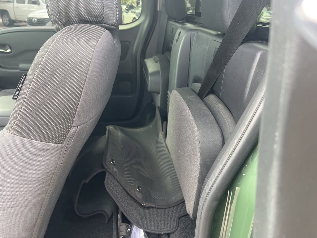 Certified 2024 Nissan Frontier SV w/ SV Convenience Package image 12