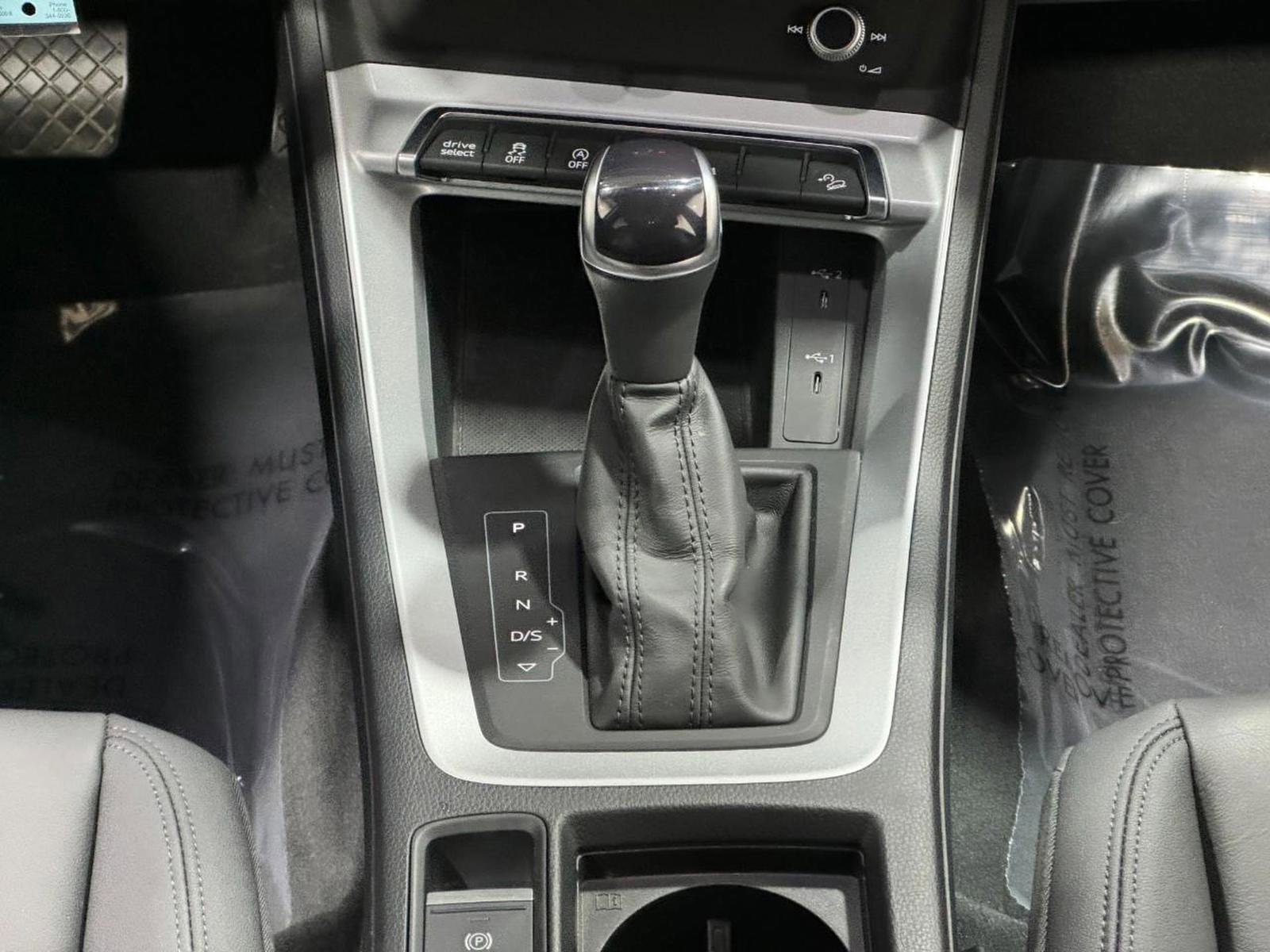 Certified 2022 Audi Q3 2.0T Premium w/ Convenience Package image 17