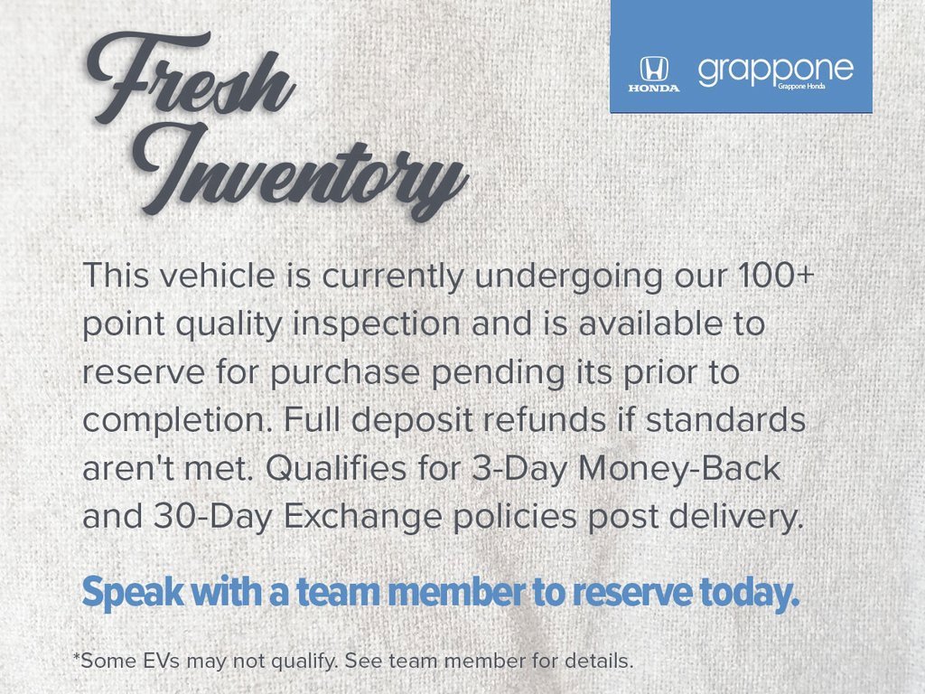 Used 2019 Toyota Yaris LE image 2