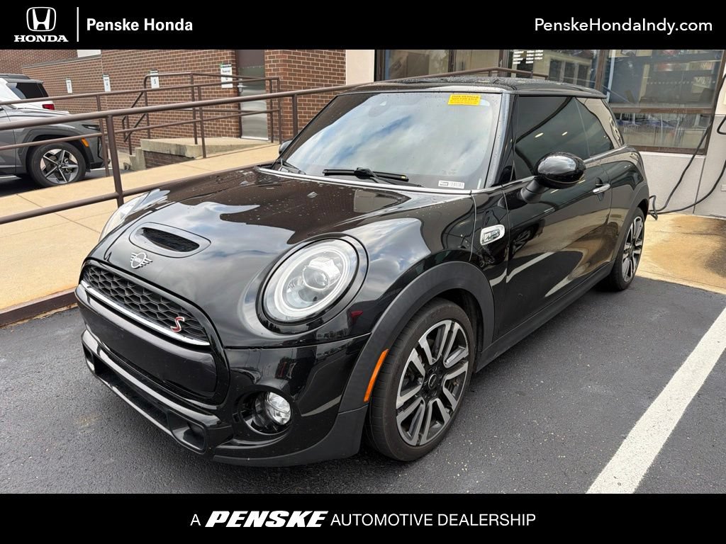 Used 2019 MINI Cooper S w/ Premium Package FWD video 1