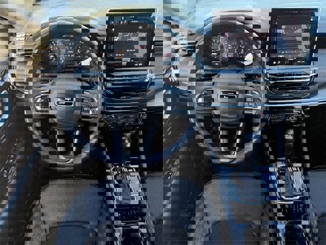 Used 2023 Jeep Compass Trailhawk image 12