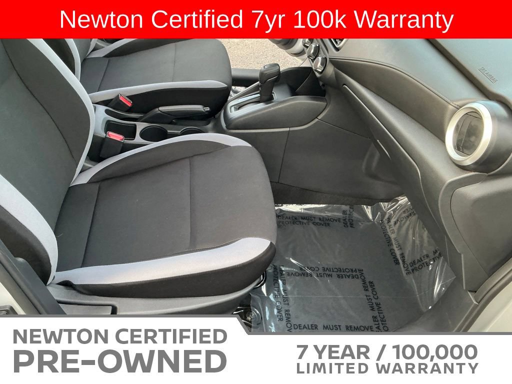 Used 2025 Nissan Versa S w/ Trunk Package FWD image 13
