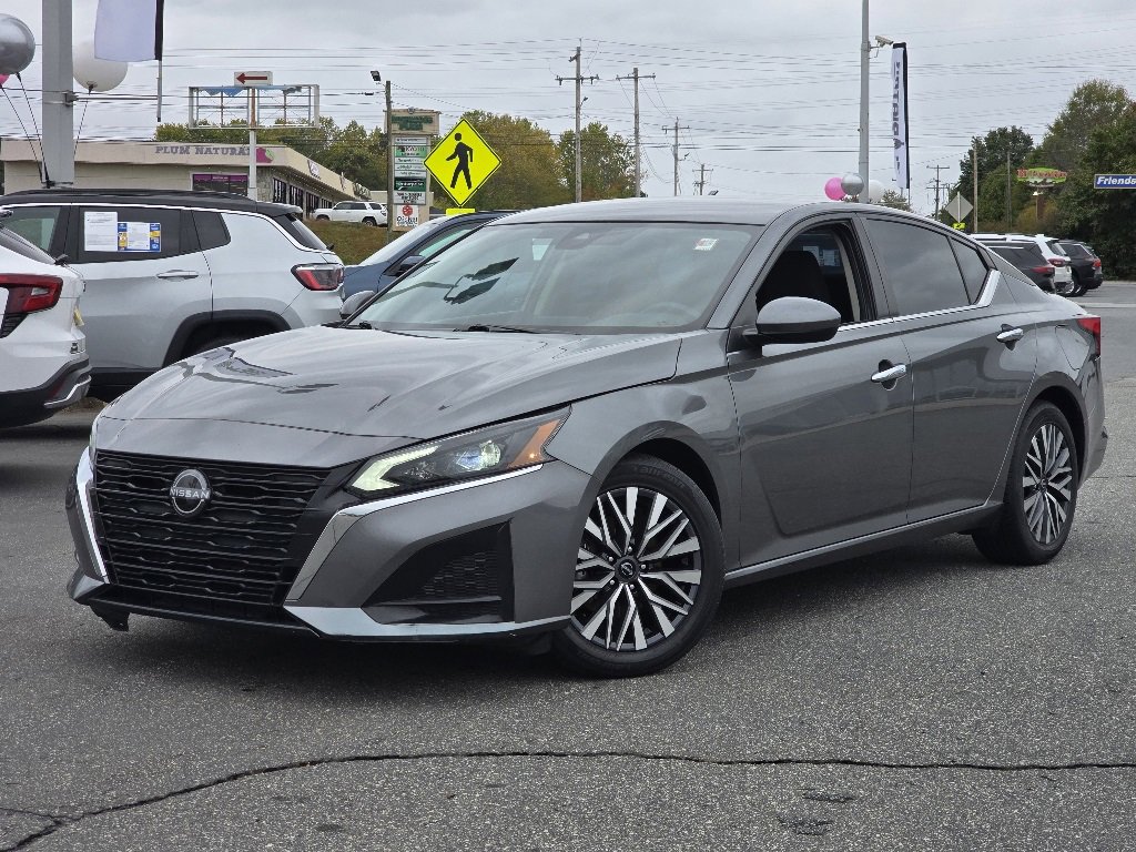 Used 2023 Nissan Altima 2.5 SV video 2