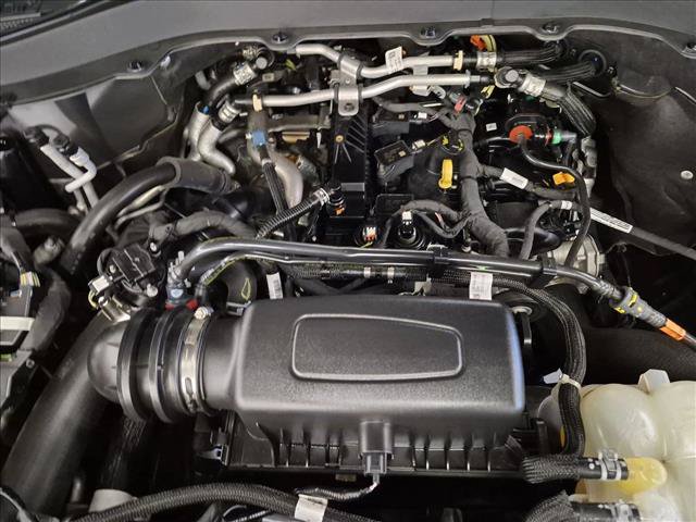 Used 2022 Ford Explorer XLT w/ Equipment Group 202A AWD/4WD image 23