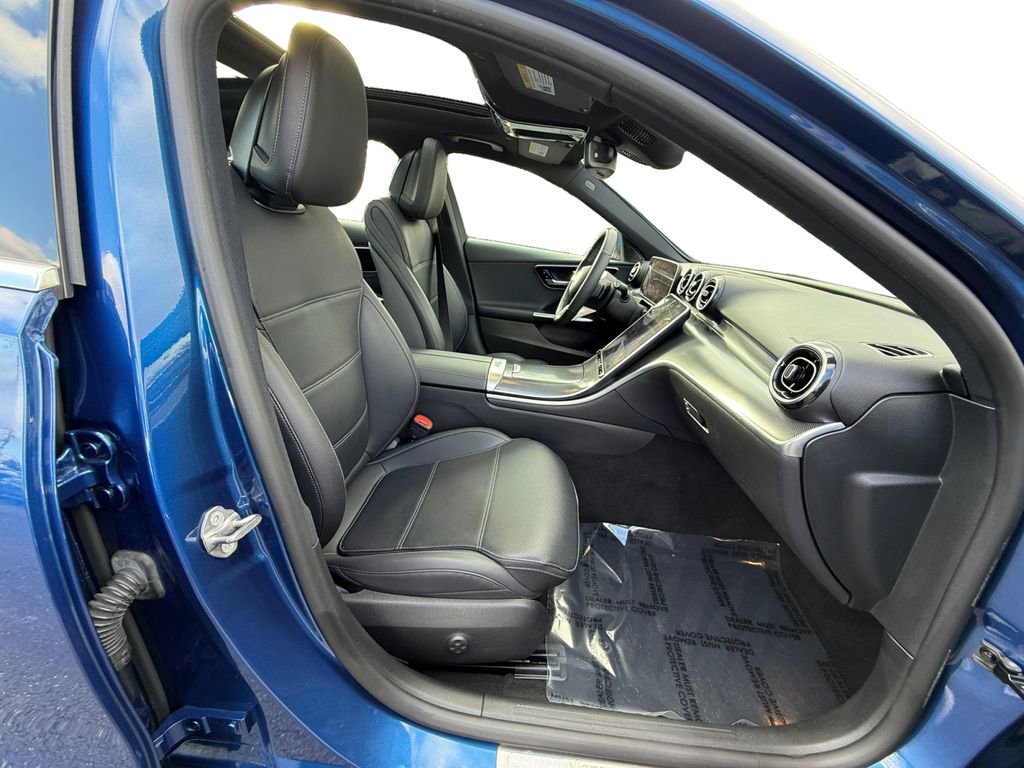 Used 2022 Mercedes-Benz C 300 4MATIC Sedan image 15