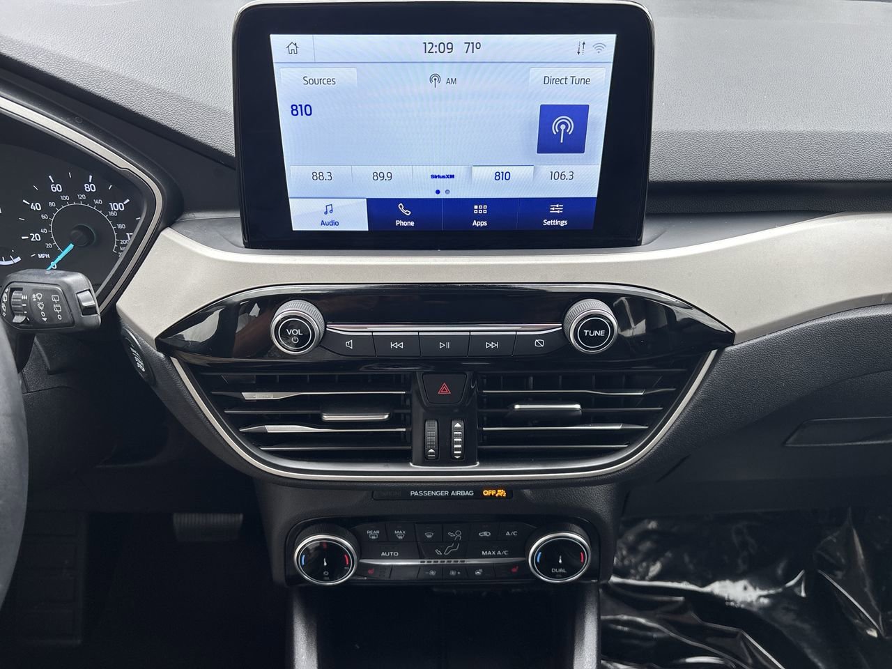 Used 2022 Ford Escape SEL image 21