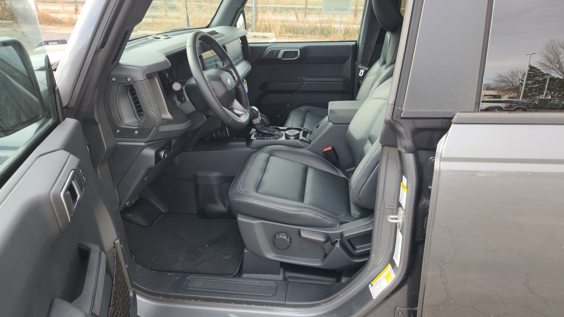 New 2025 Ford Bronco Big Bend w/ Black Diamond Package image 24