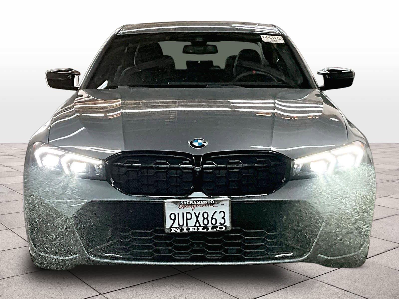 Used 2025 BMW M340i Sedan RWD image 3