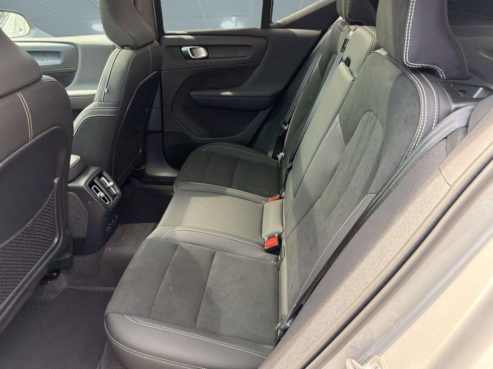 Certified 2024 Volvo XC40 Recharge Plus w/ Protection Package Premier RWD image 14