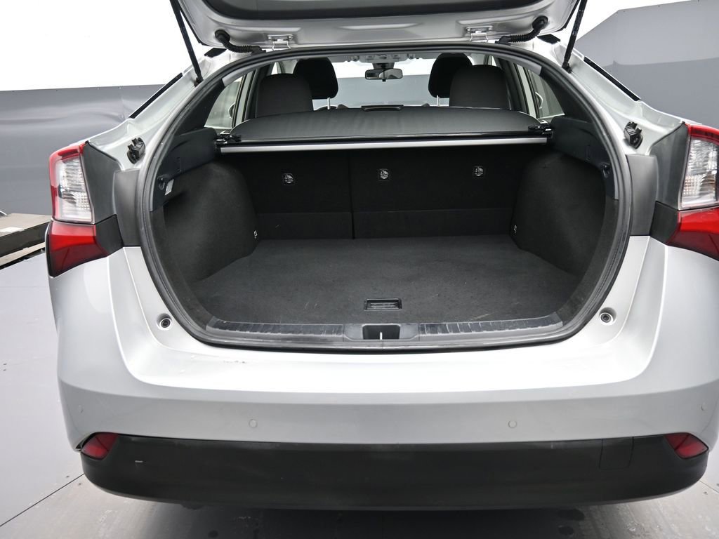 Certified 2022 Toyota Prius LE image 21