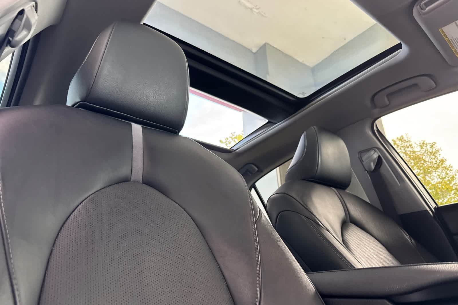 Used 2018 Toyota Camry XSE w/ Audio Package FWD image 17