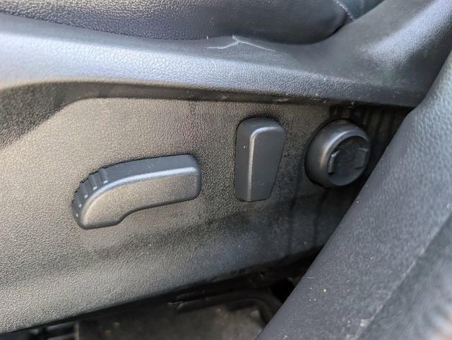 Used 2023 Subaru Forester Limited AWD/4WD image 16