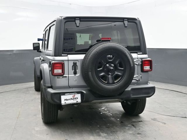 Used 2018 Jeep Wrangler Unlimited Sport AWD/4WD image 5