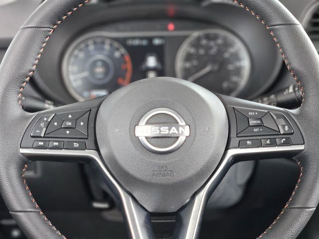 New 2025 Nissan Versa SR w/ Trunk Package image 12