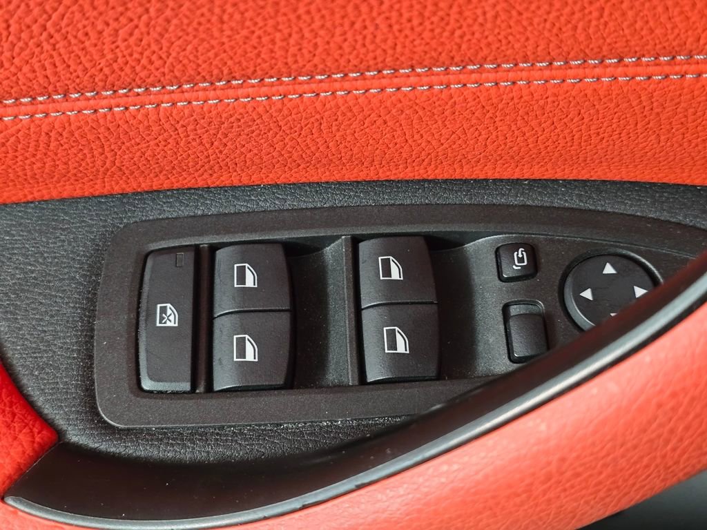 Used 2020 BMW X2 M35i w/ Premium Package image 16