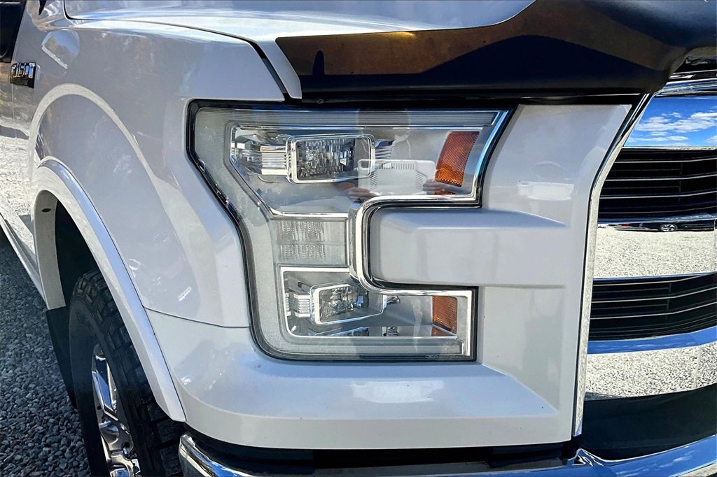 Used 2016 Ford F150 Lariat w/ Equipment Group 502A Luxury image 27