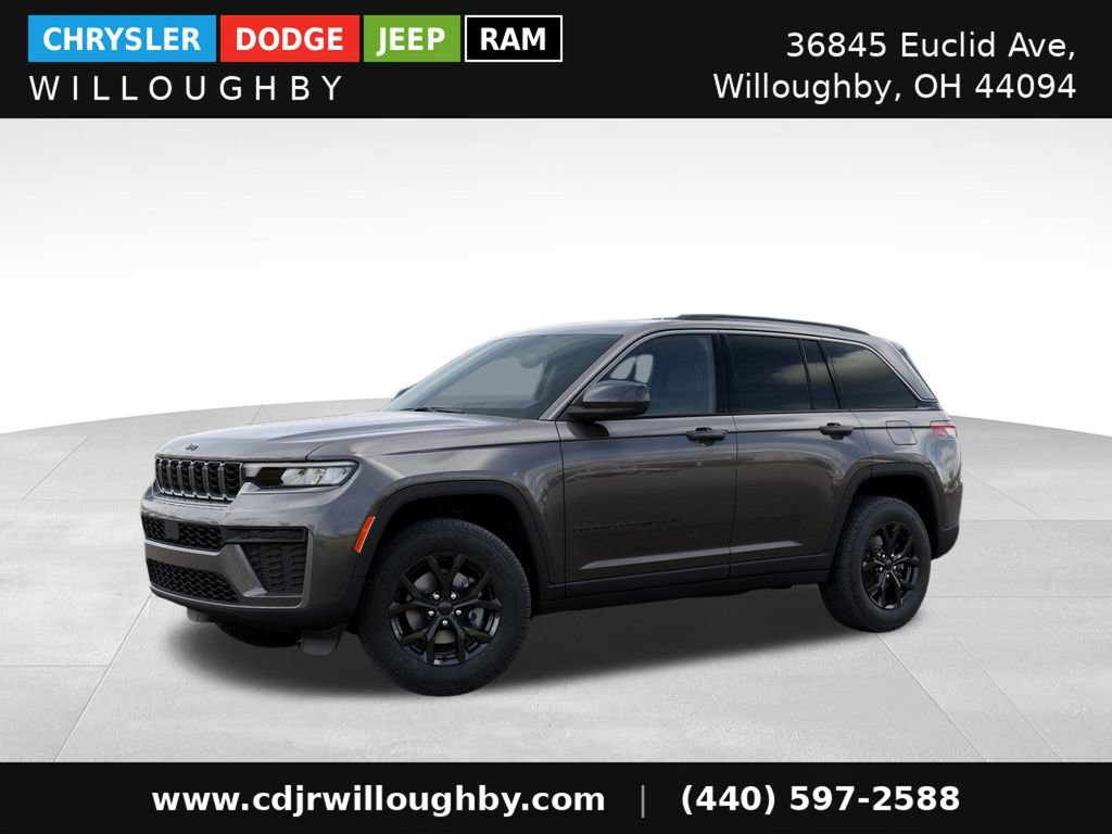New 2026 Jeep Grand Cherokee Altitude AWD/4WD image 2
