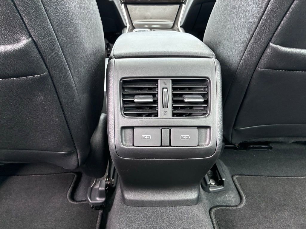 Used 2021 Honda Accord Touring image 15